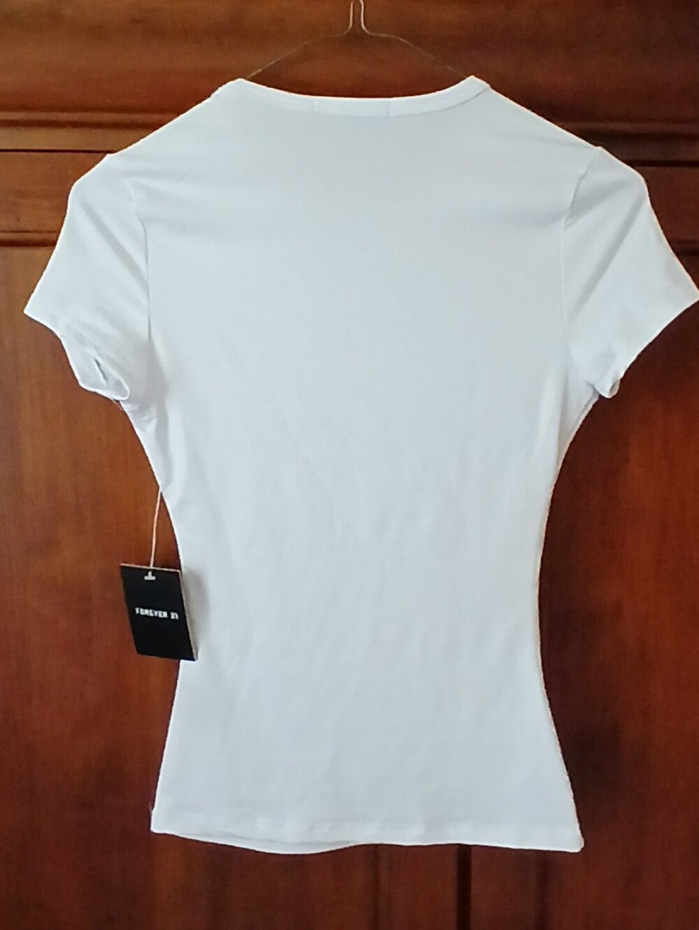 Forever21 Fitted Crew Neck Tee - Picture 3 of 5